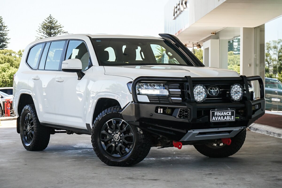 Toyota Landcruiser image 1