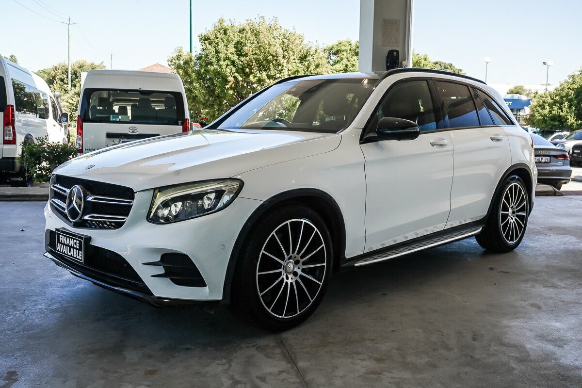 Mercedes Benz Glc-class image 4