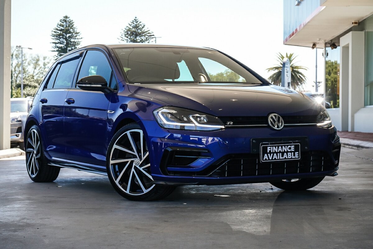 Volkswagen Golf image 1