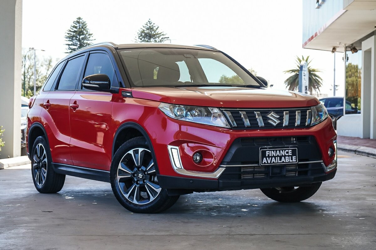 Suzuki Vitara image 1