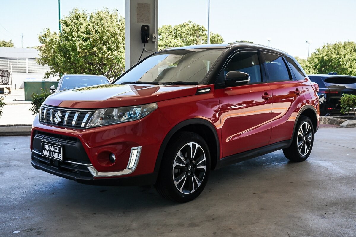Suzuki Vitara image 4