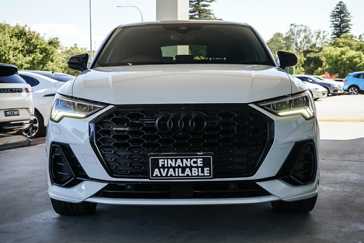 Audi Q3 image 3
