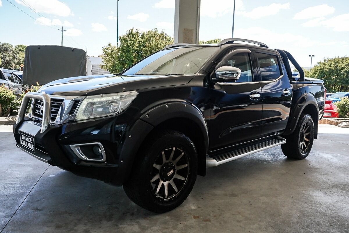 Nissan Navara image 4