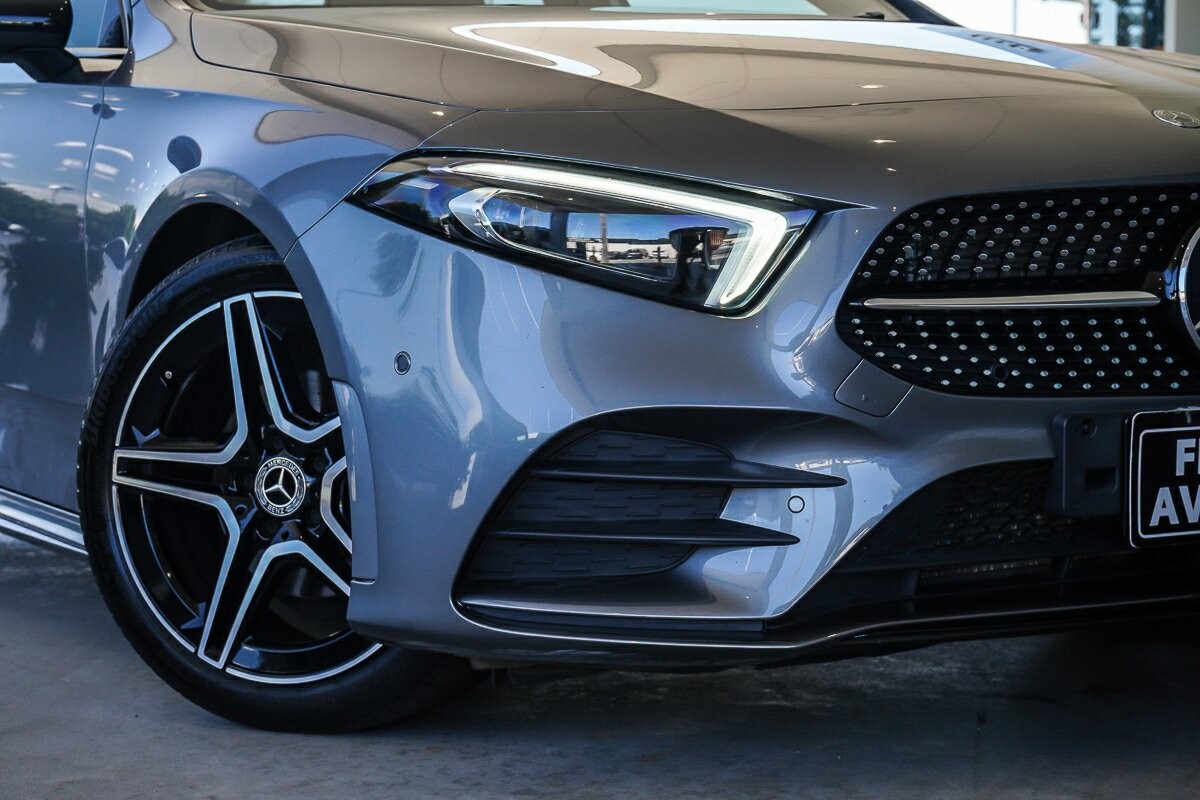 Mercedes Benz A-class image 2