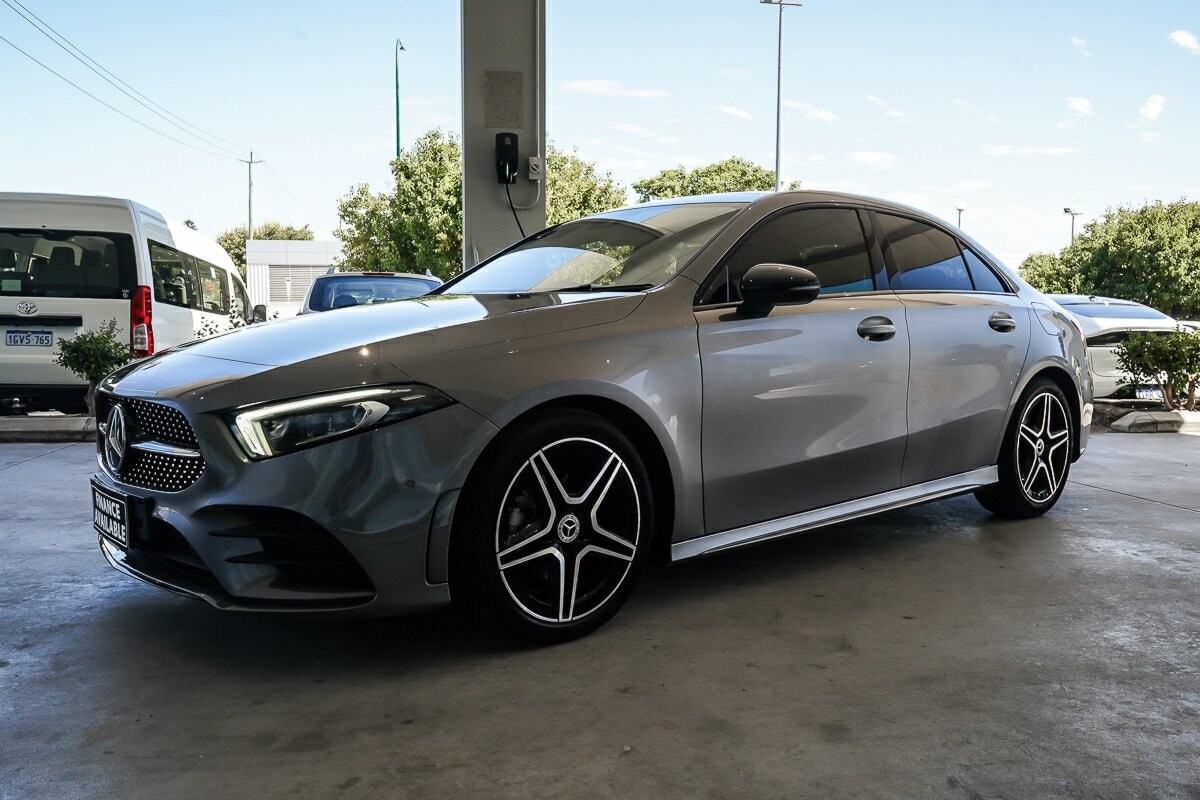 Mercedes Benz A-class image 4