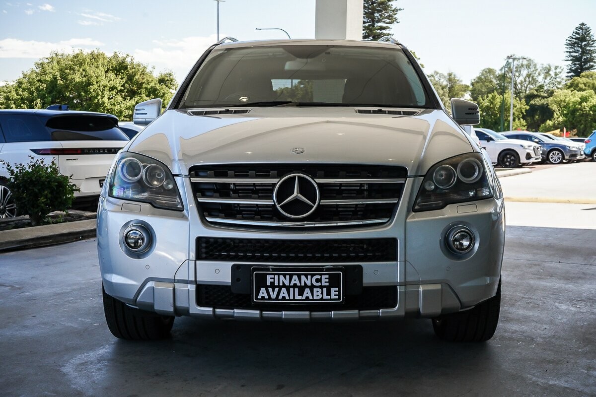 Mercedes Benz M-class image 3