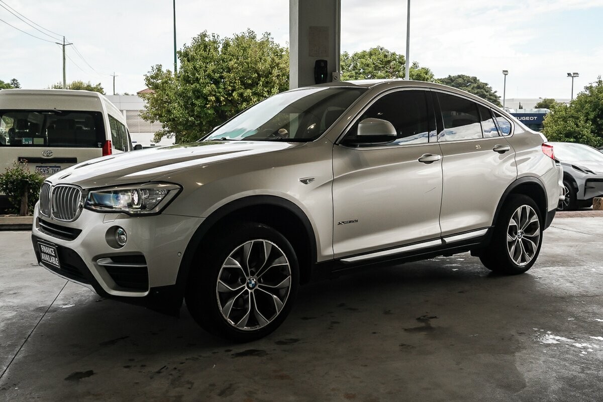 BMW X4 image 4