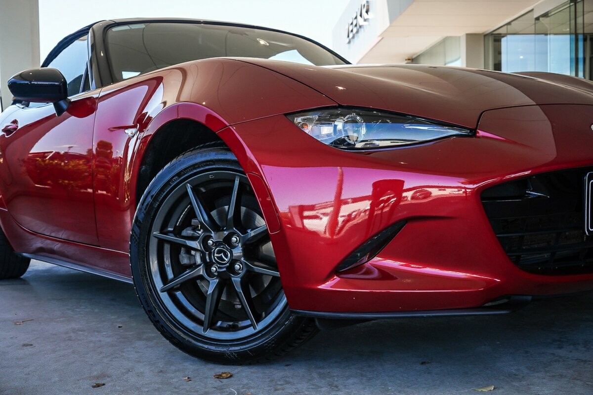Mazda Mx-5 image 2