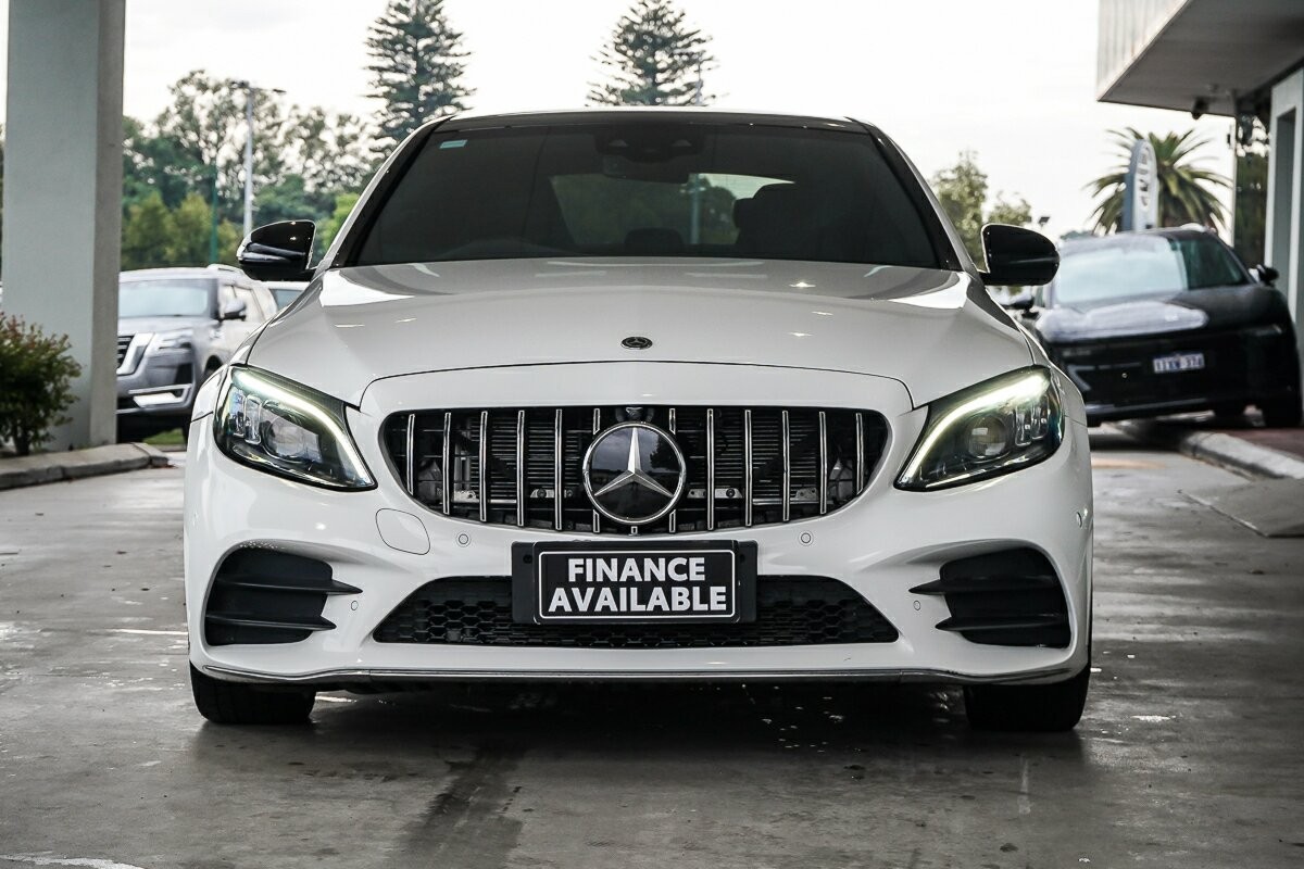 Mercedes Benz C-class image 3