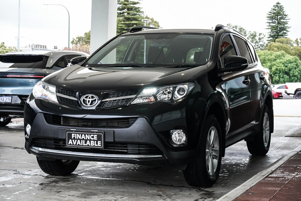 Toyota Rav4 image 4