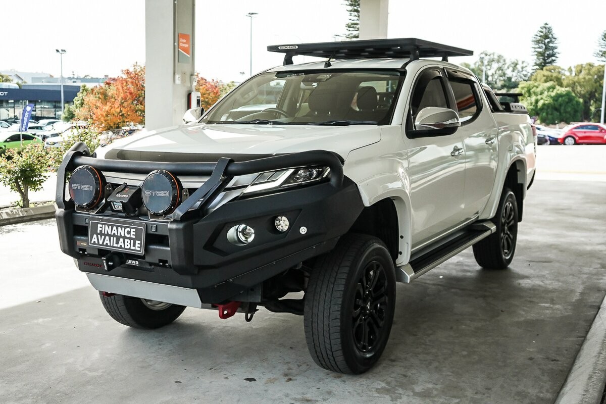 Mitsubishi Triton image 4