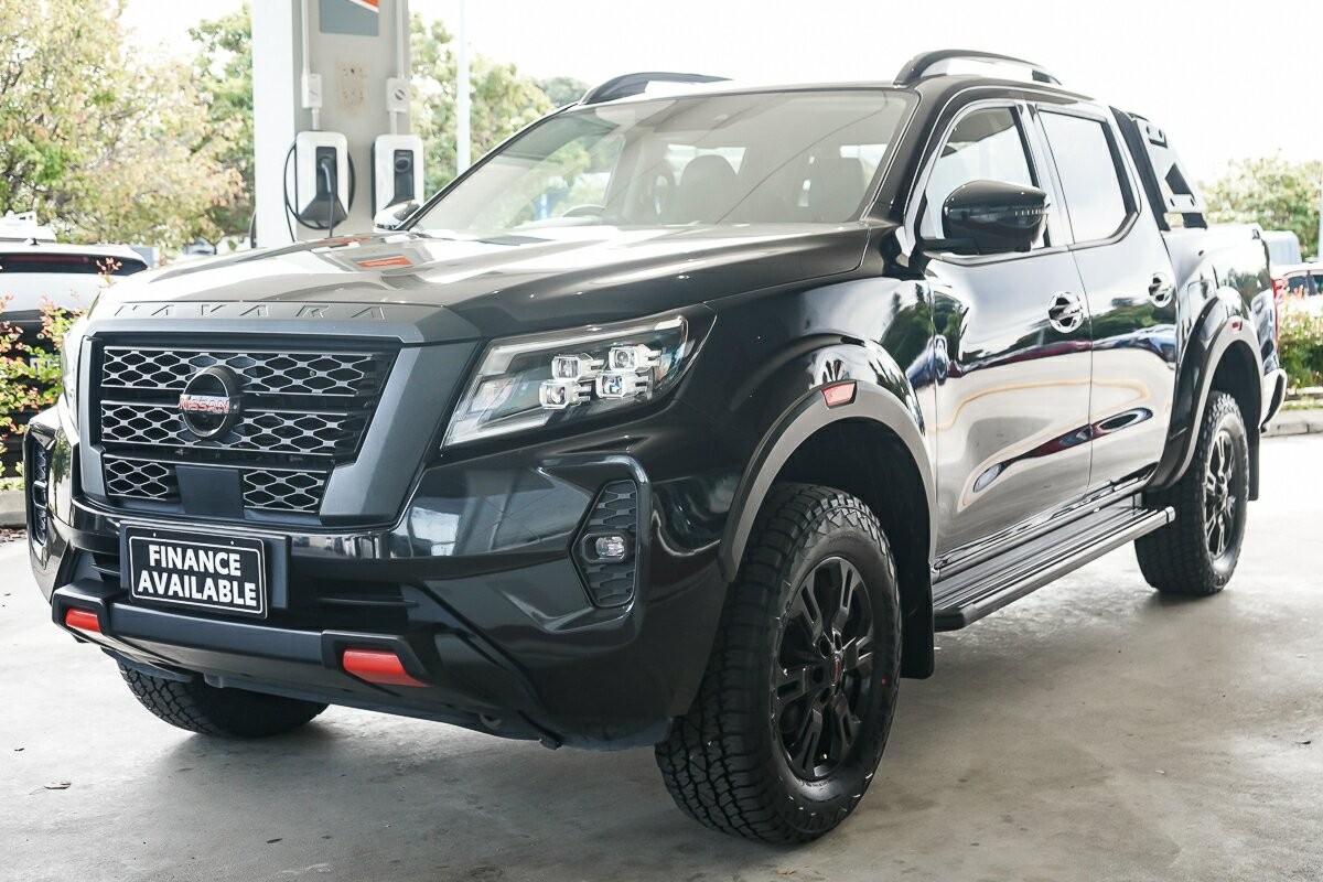 Nissan Navara image 4