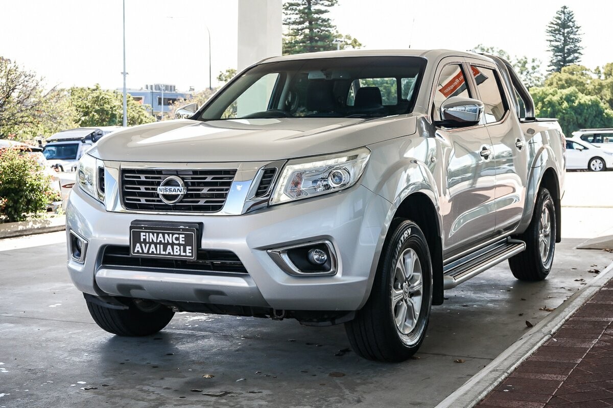 Nissan Navara image 4