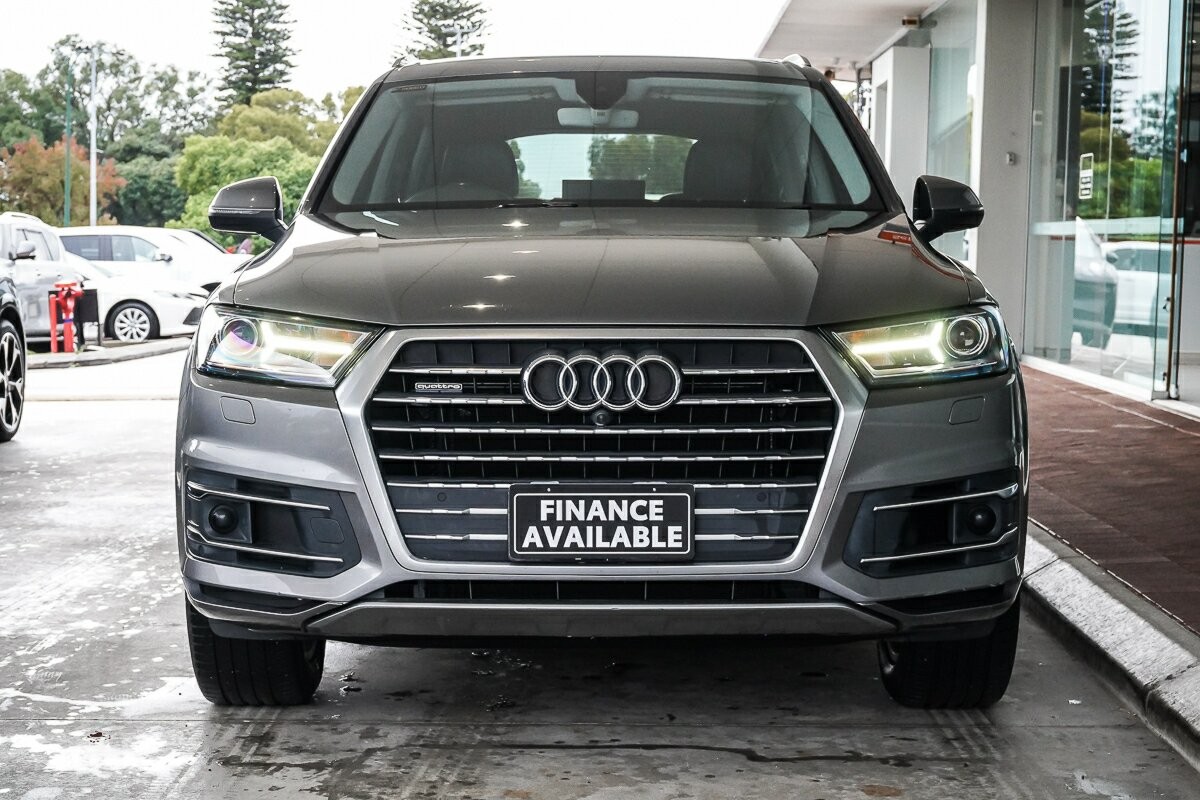 Audi Q7 image 3