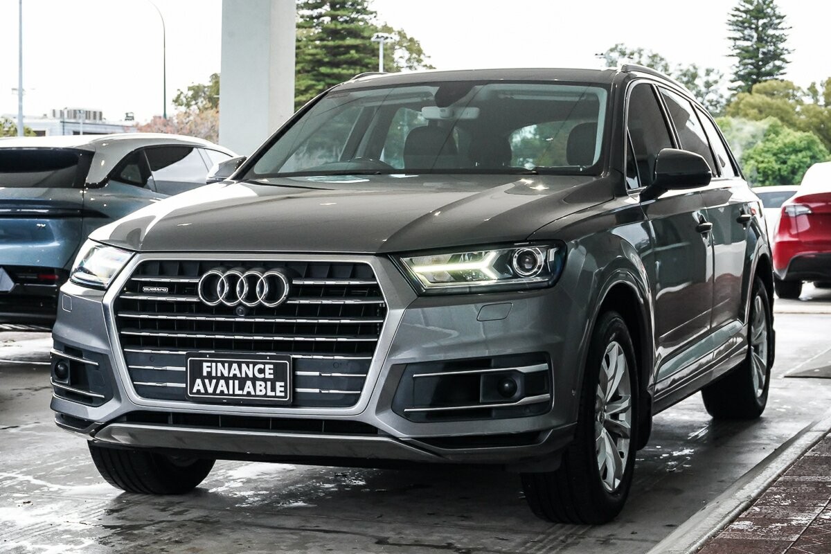 Audi Q7 image 4