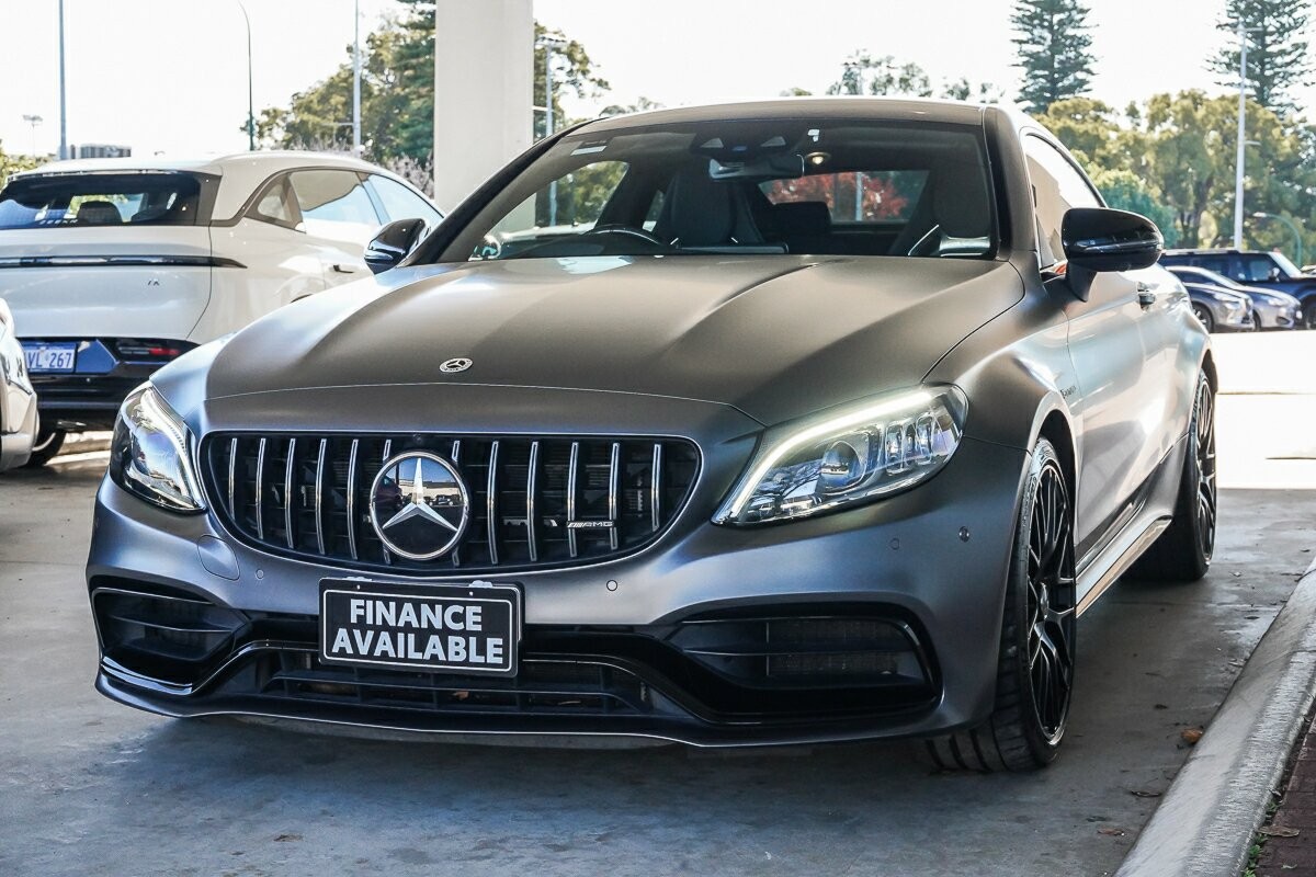 Mercedes Benz C-class image 4