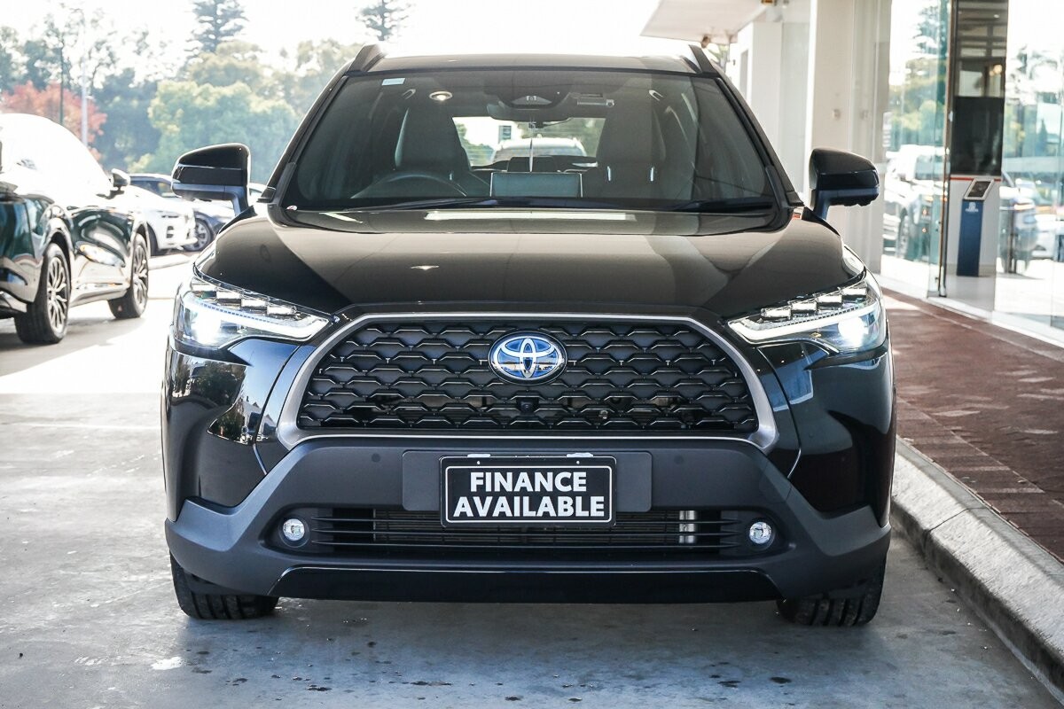 Toyota Corolla Cross image 3