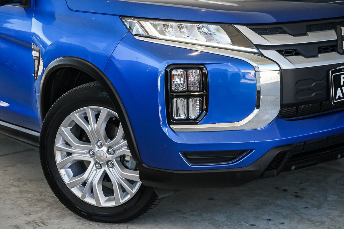 Mitsubishi Asx image 2