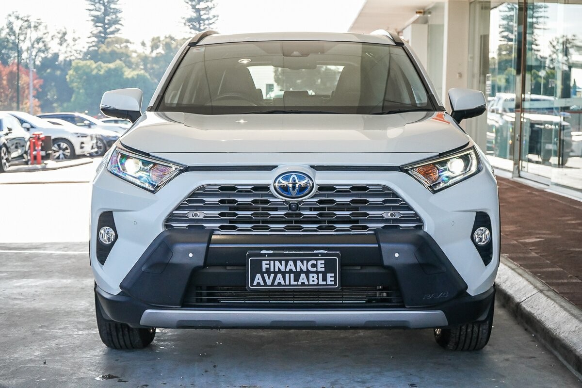 Toyota Rav4 image 3