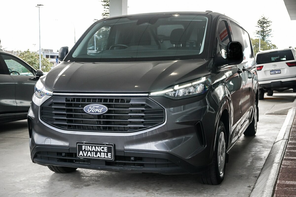 Ford Transit Custom image 4