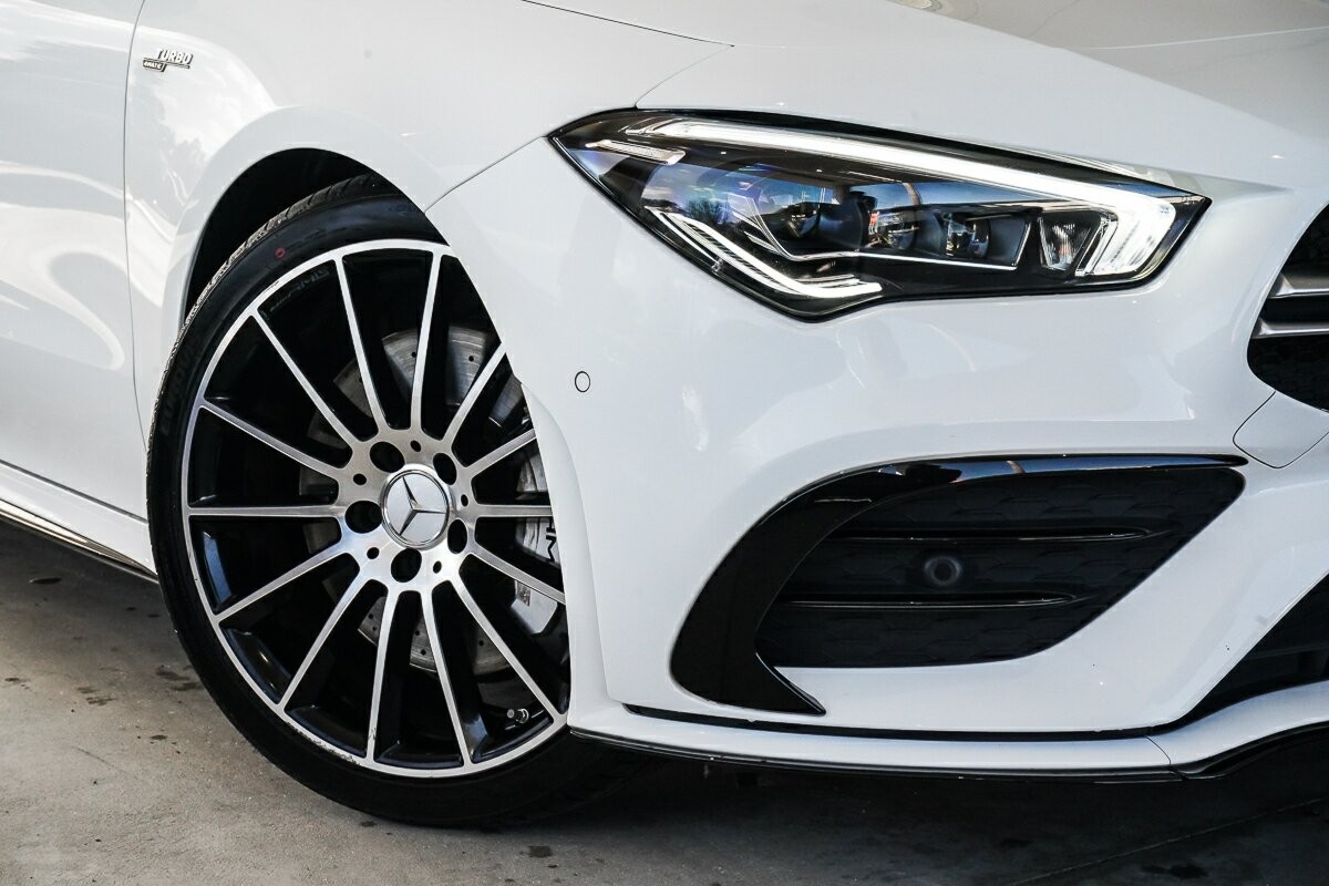 Mercedes Benz Cla-class image 2