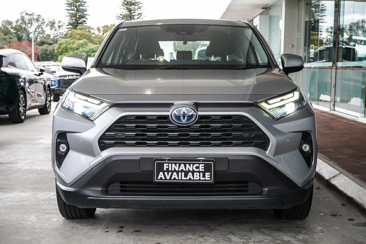 Toyota Rav4 image 3