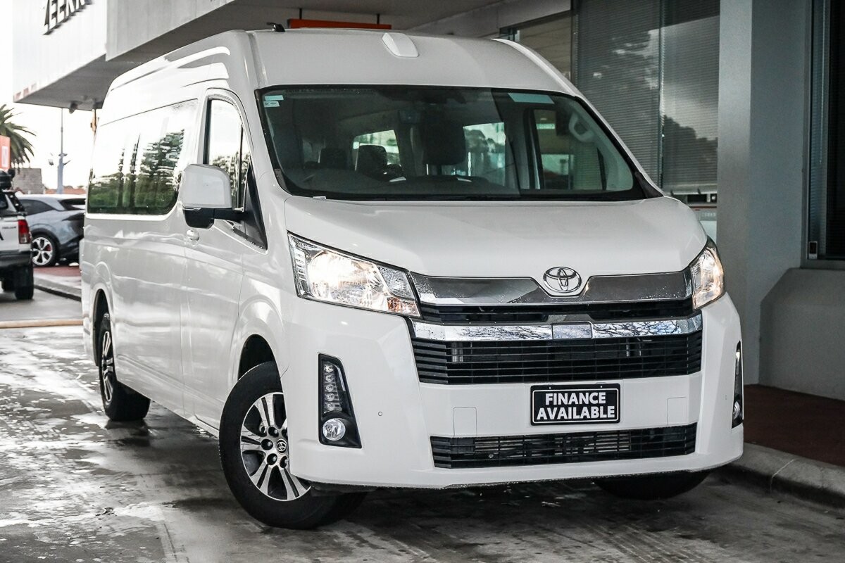 Toyota Hiace image 1