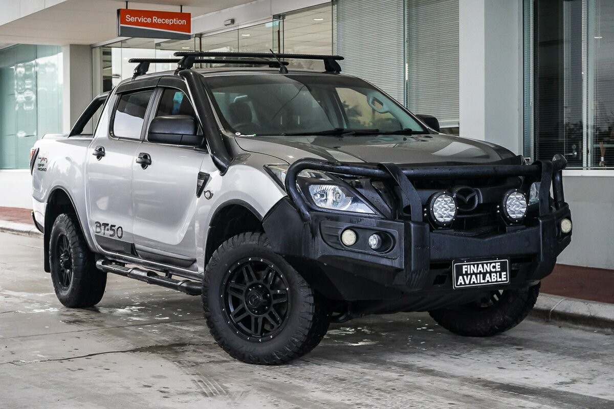 Mazda Bt-50 image 1