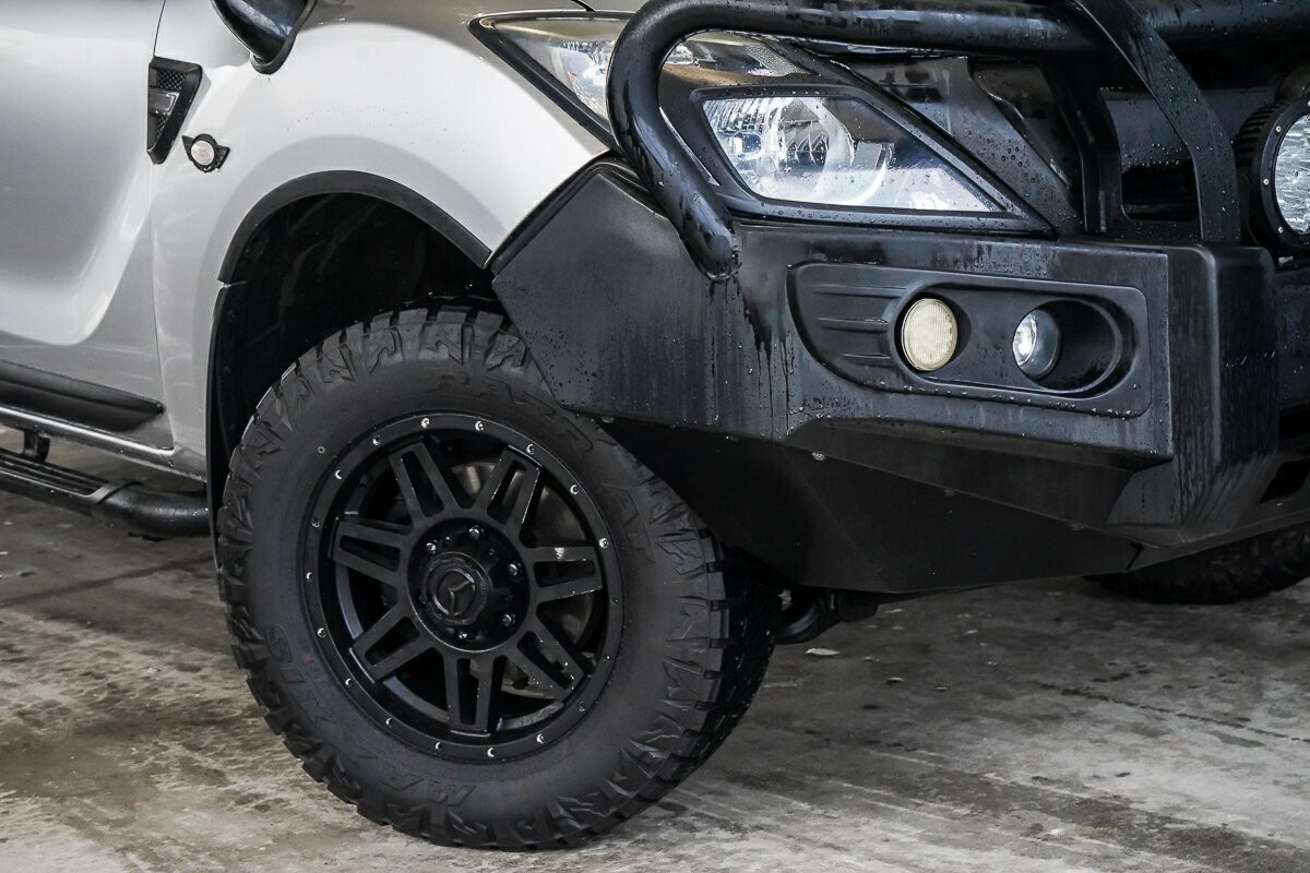Mazda Bt-50 image 2