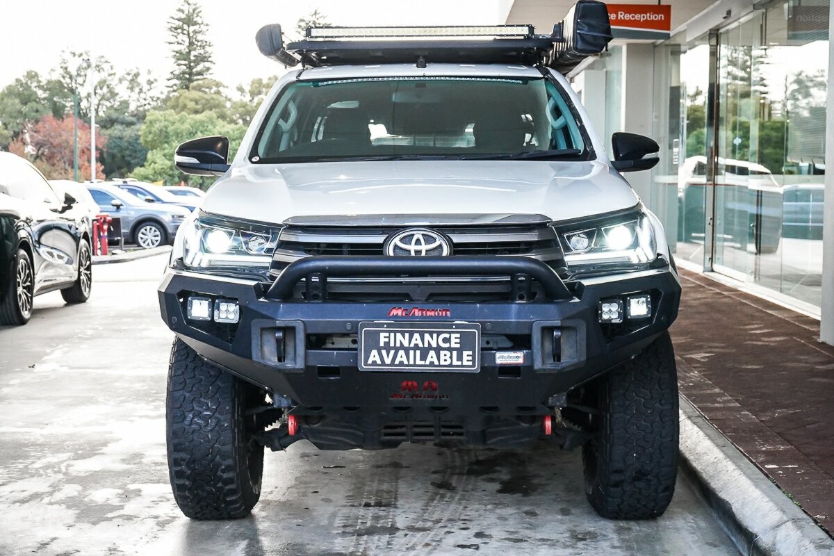Toyota Hilux image 3