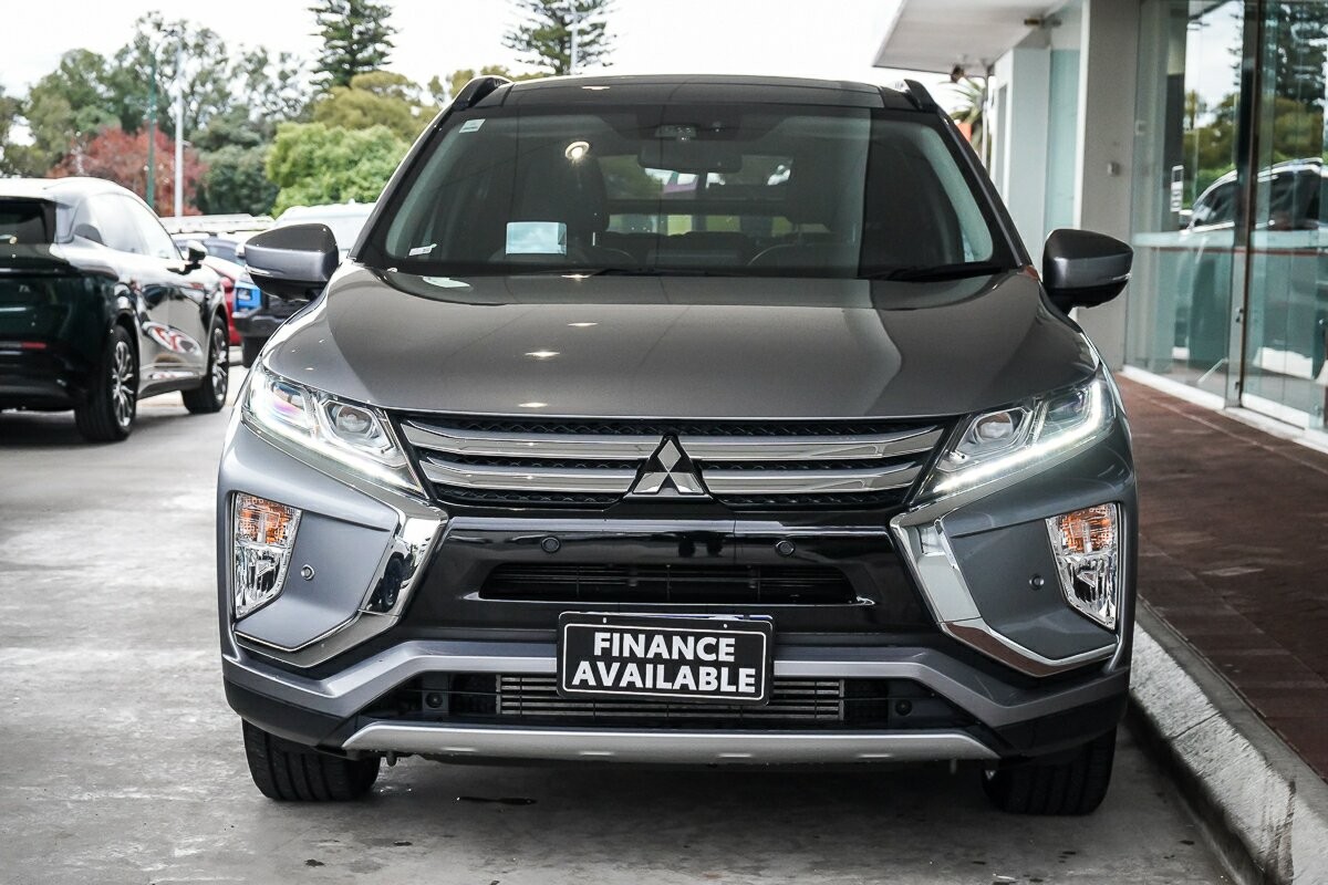 Mitsubishi Eclipse Cross image 3