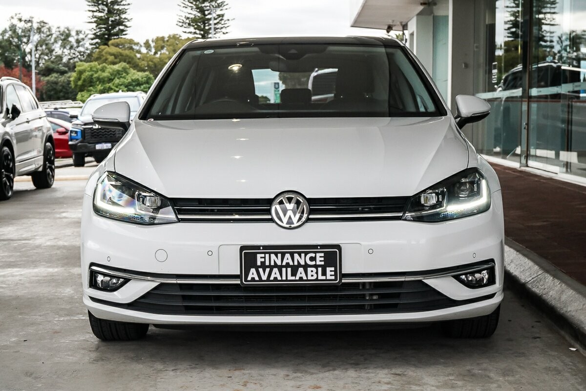 Volkswagen Golf image 3