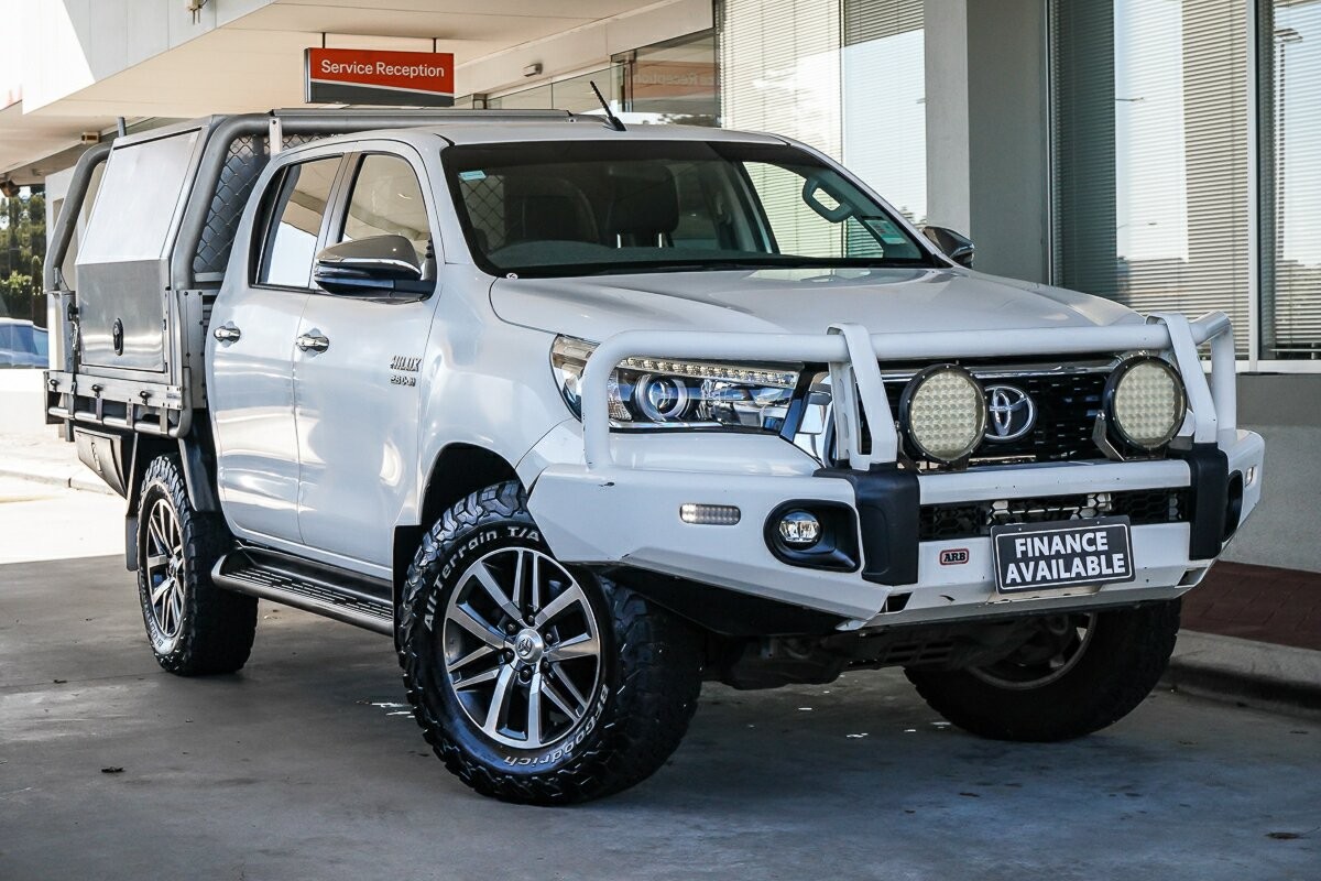 Toyota Hilux image 1