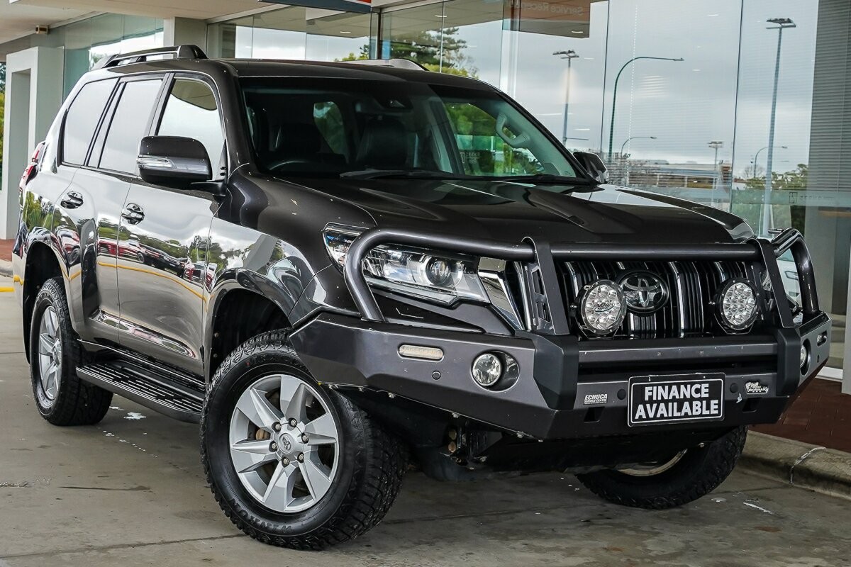 Toyota Landcruiser Prado image 1