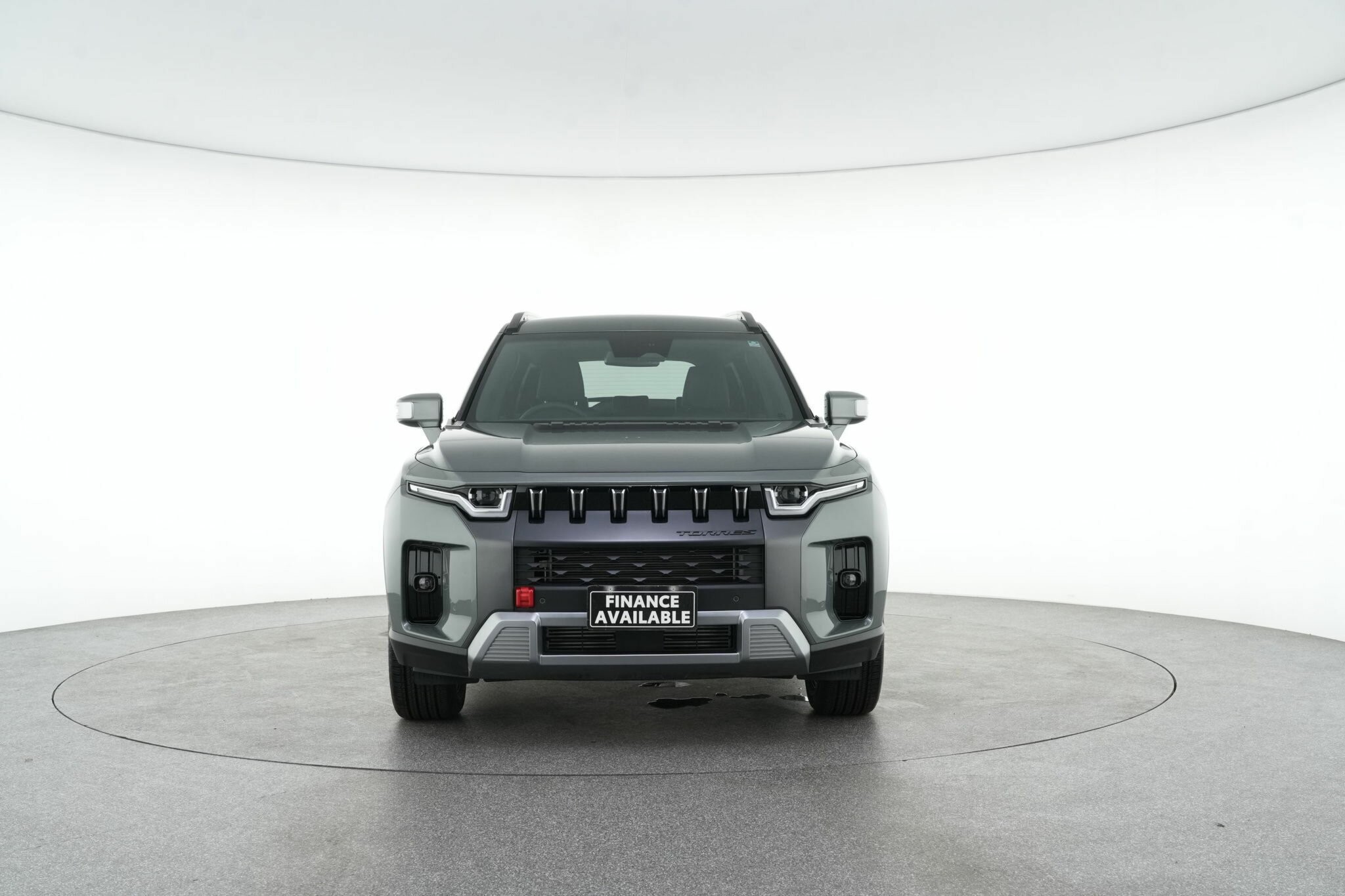 Kgm Ssangyong Torres image 3