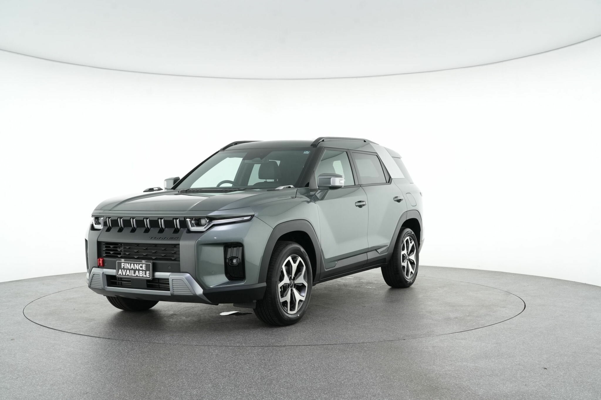 Kgm Ssangyong Torres image 4