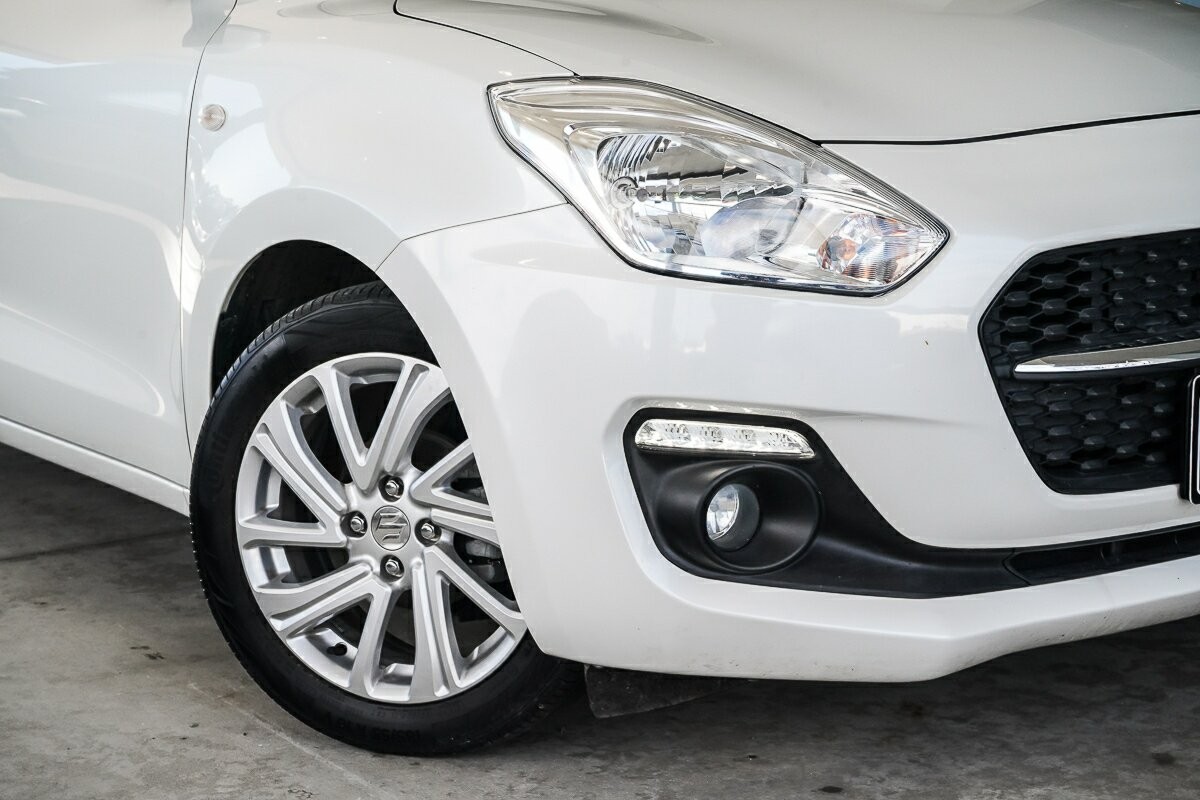 Suzuki Swift image 2