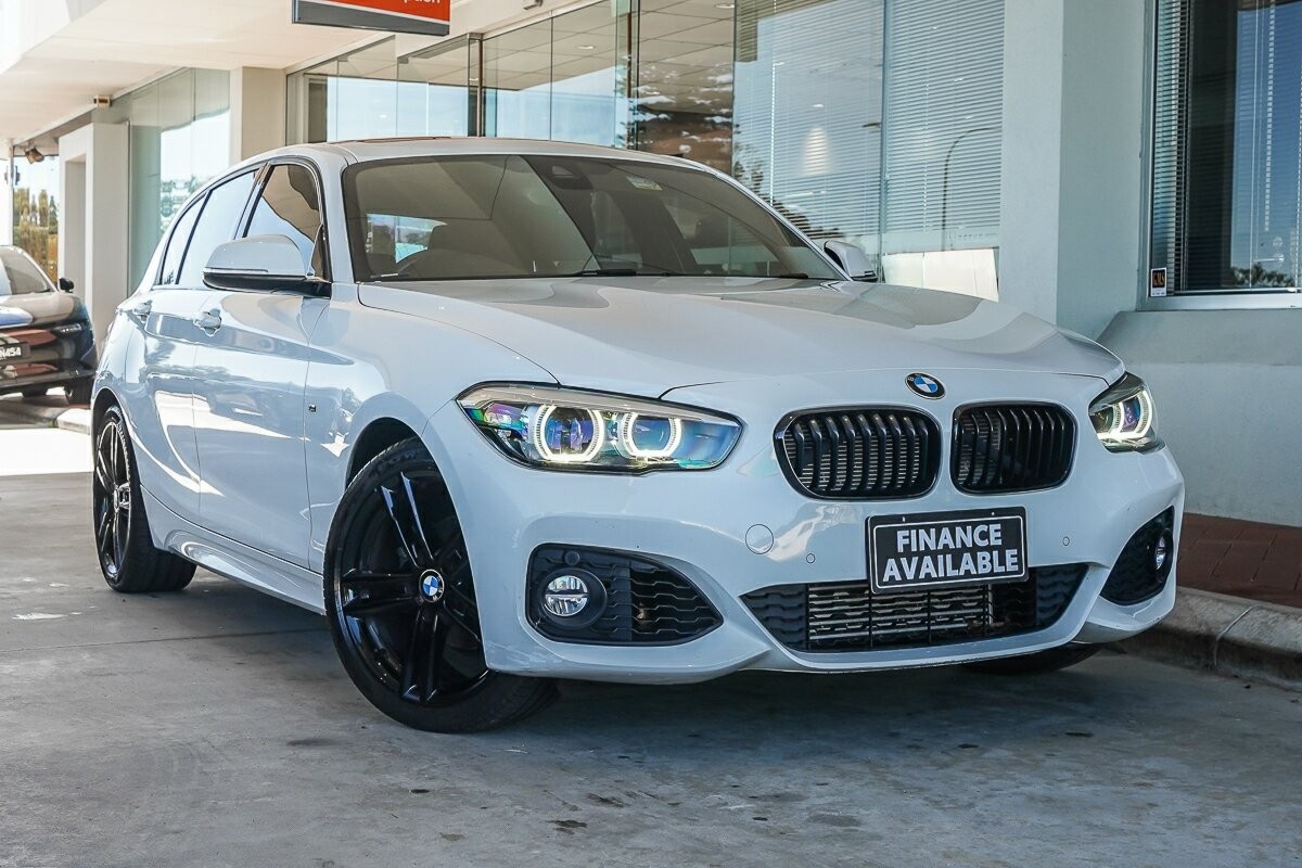 BMW 1 Series image 1
