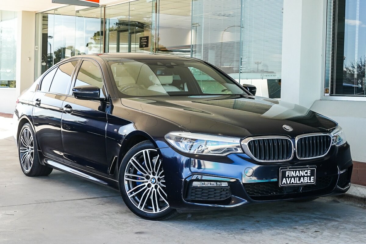 BMW 5 Series image 1