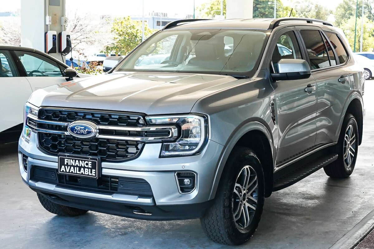 Ford Everest image 4