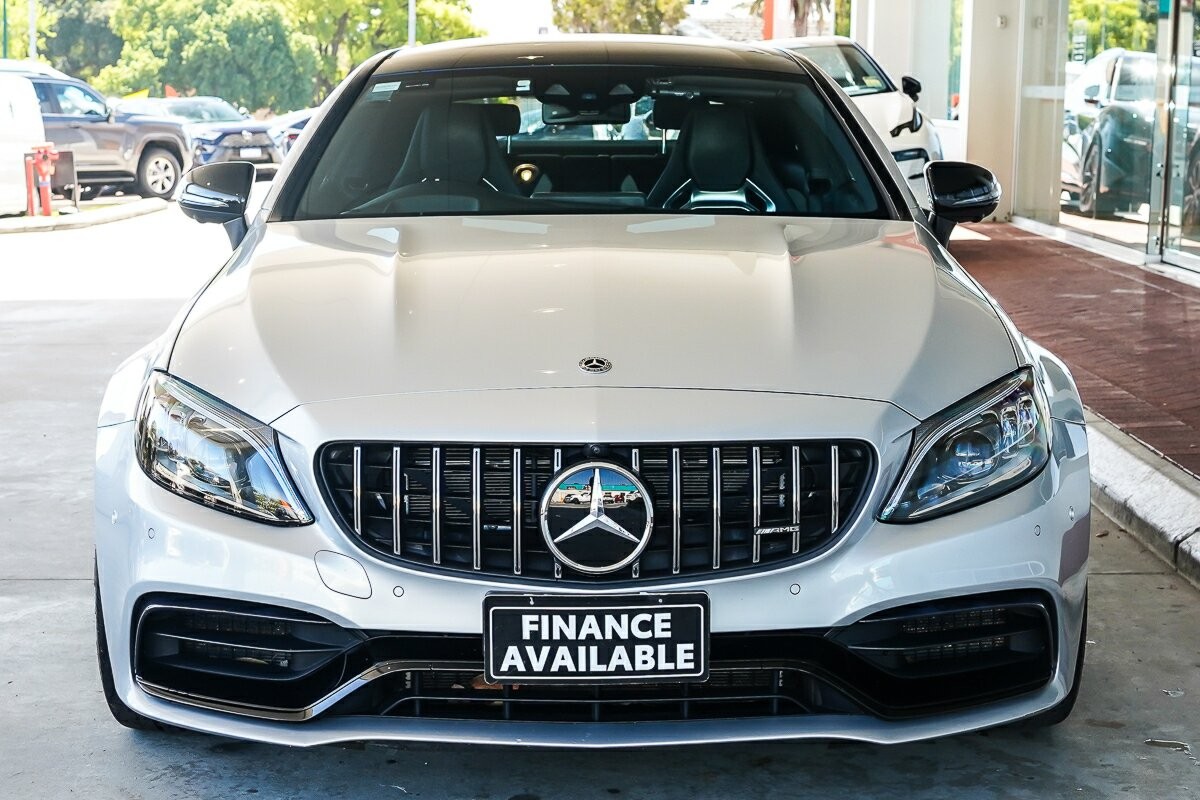 Mercedes Benz C-class image 3