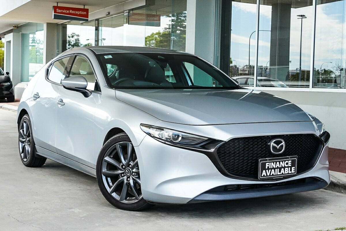 Mazda 3 image 1