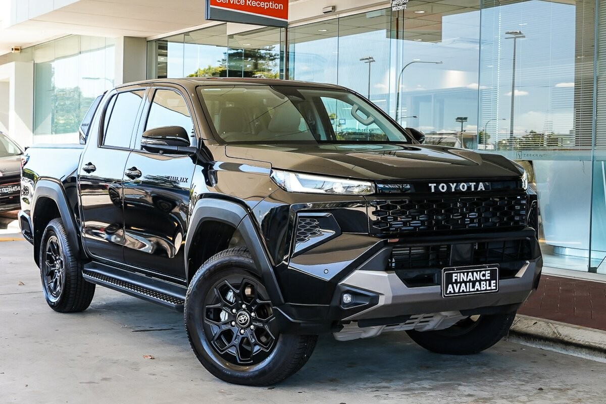 Toyota Hilux image 1