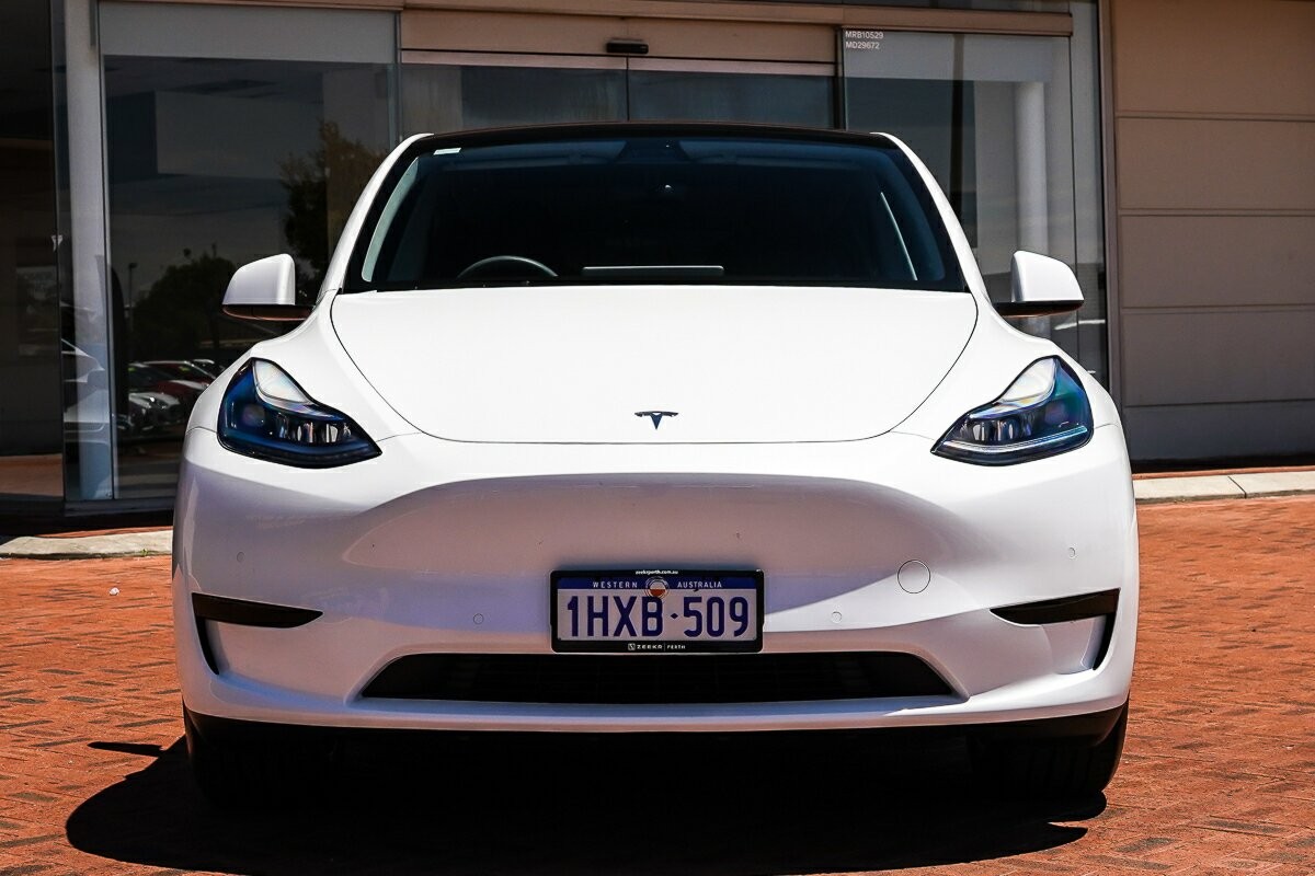 Tesla Model Y image 3