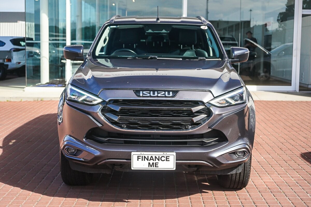 Isuzu Mu-x image 3