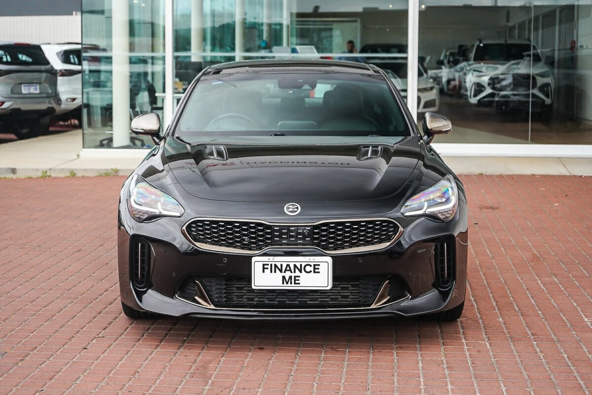 Kia Stinger image 3