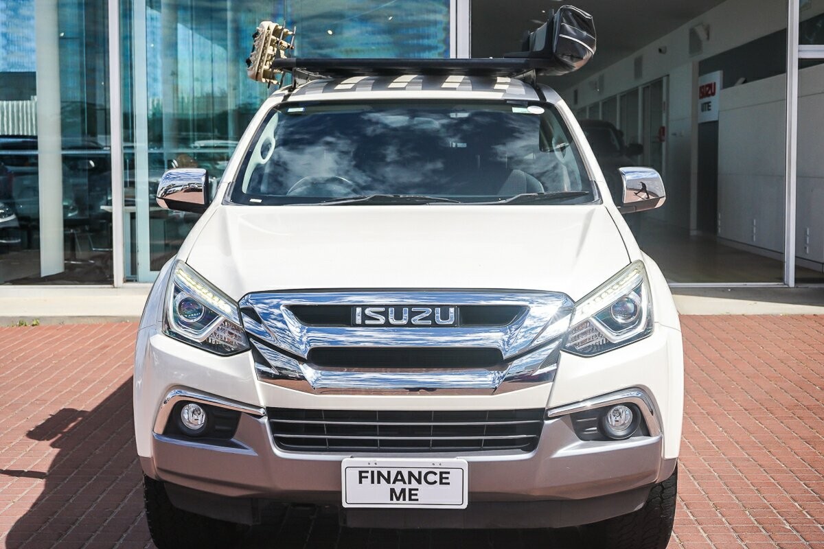 Isuzu Mu-x image 3