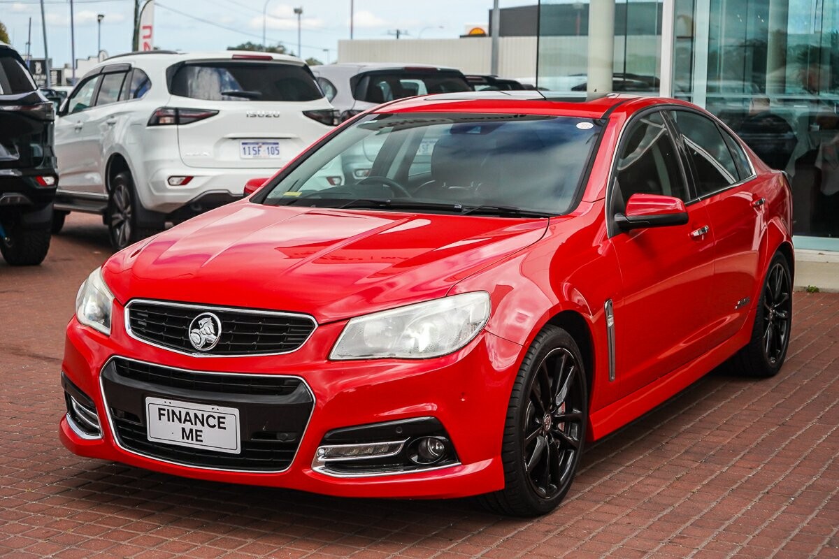 Holden Commodore image 4