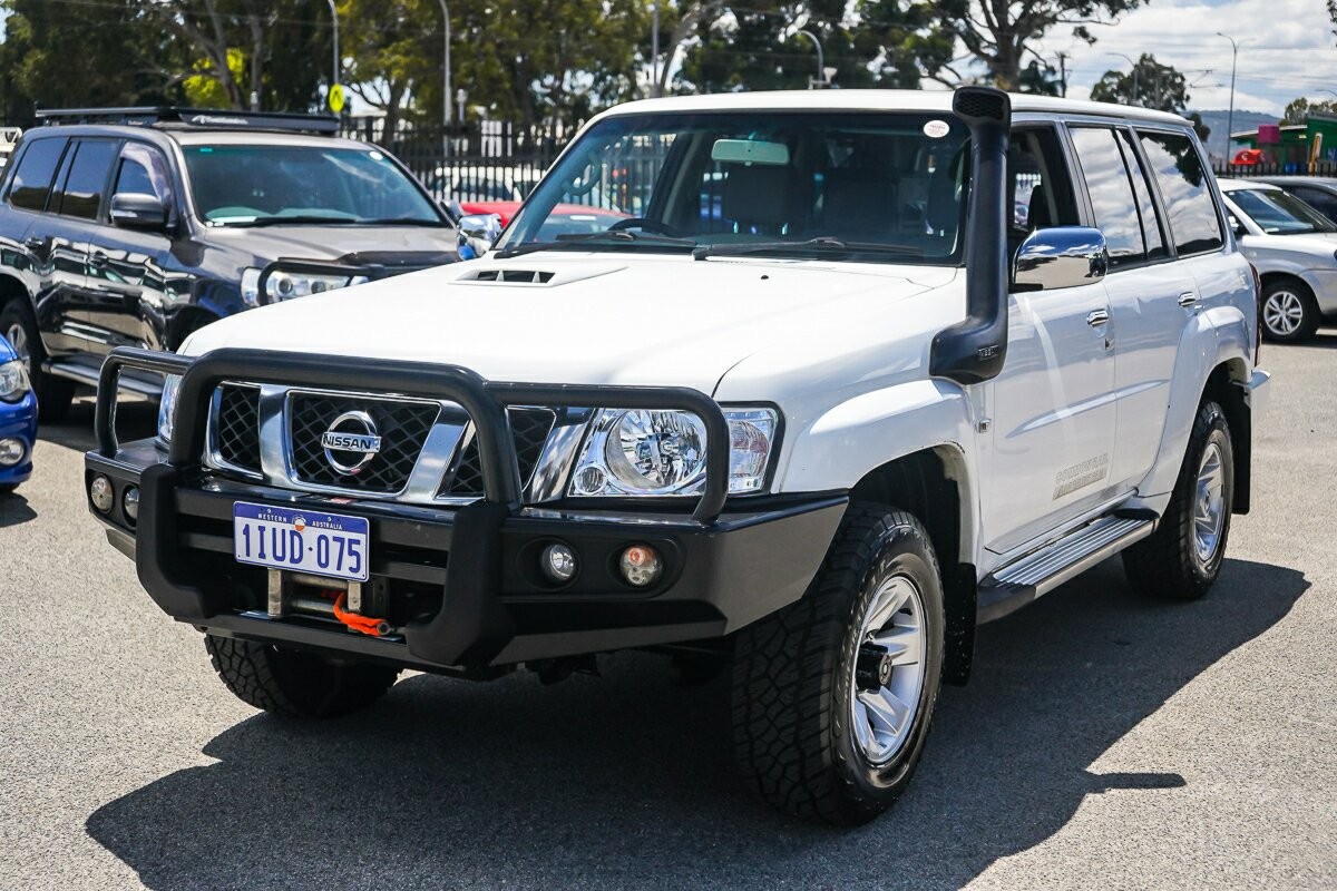 Nissan Patrol image 4