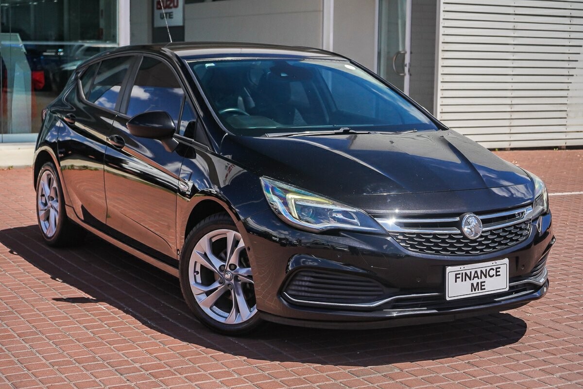 Holden Astra image 1